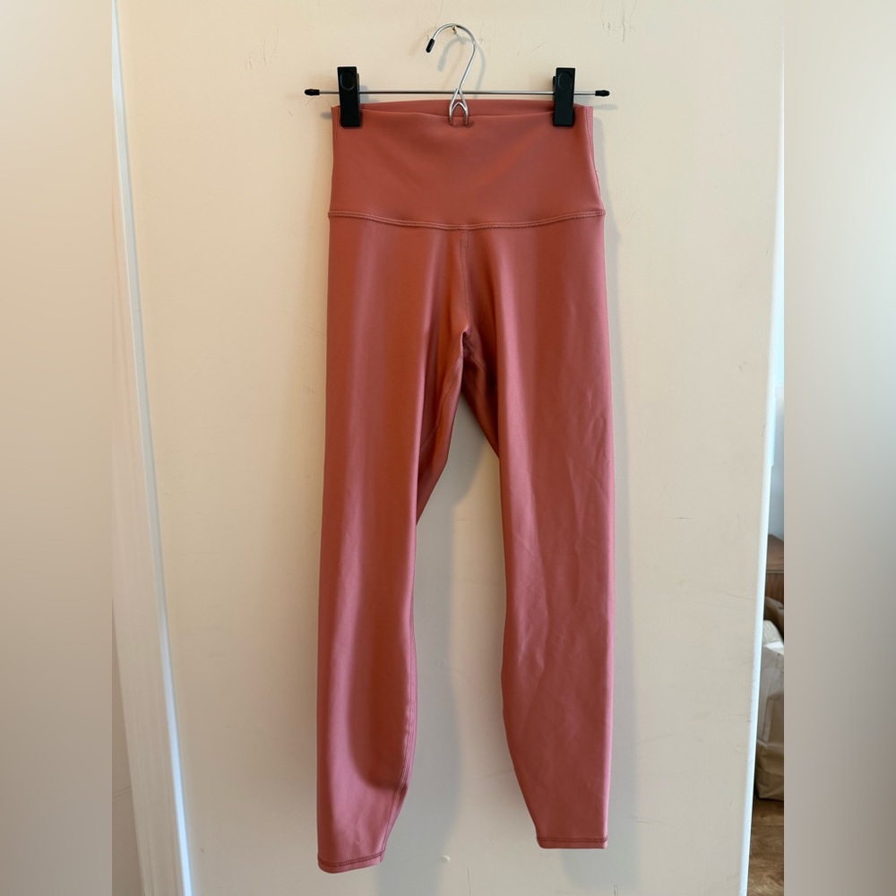 Alo 7/8 High-Waist Airlift Legging
Color: Soft Terracotta - Picture 2 of 4